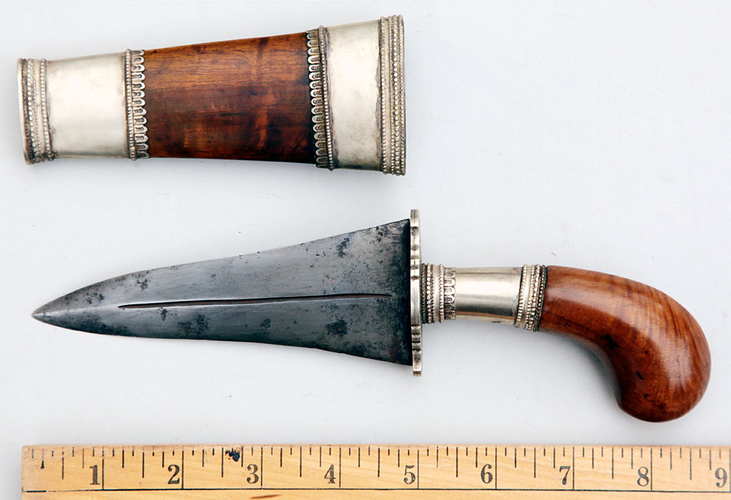 Philippine Moro Punal or Gunong Dagger