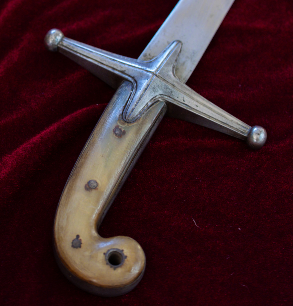 Name:  Cavalry Officers' Sabre a l'Orientale 09.jpg
Views: 4179
Size:  892.1 KB