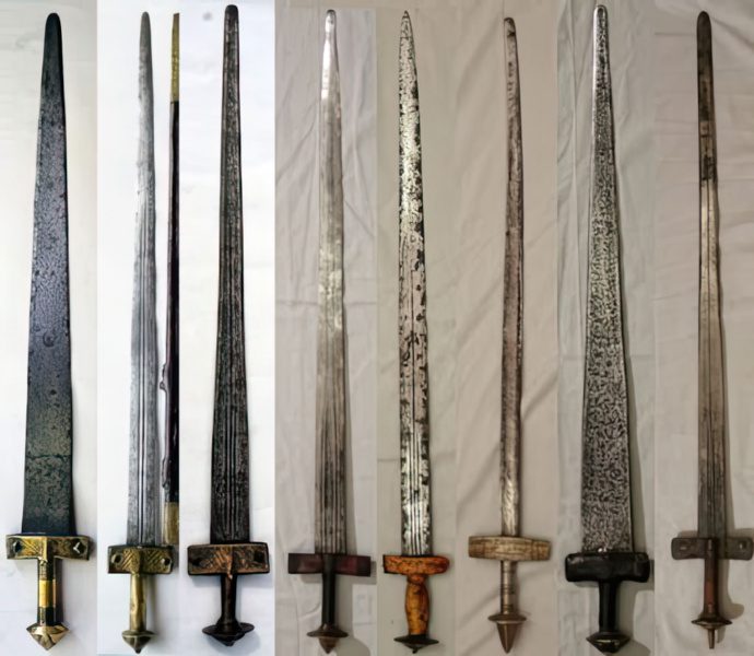Name:  Types-of-Takuoba-Sword.jpg
Views: 3974
Size:  60.9 KB