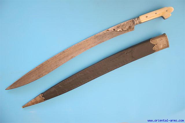 Name:  Old Yataghan 003a OArms.jpg
Views: 3936
Size:  20.2 KB