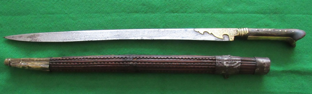 Name:  Algerian Yataghan 03a.jpg
Views: 6816
Size:  122.0 KB