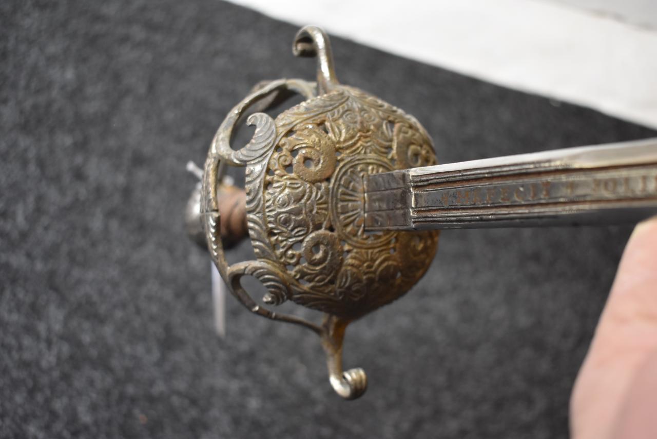 Name:  002 - English Civil War Era Officers Rapier 07.jpg
Views: 1278
Size:  80.8 KB