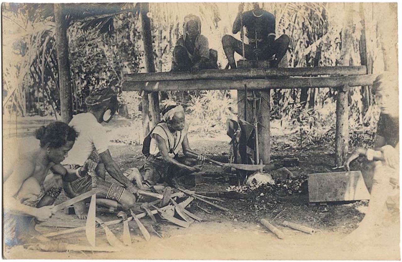 Name:  Bagobo swordmaking.jpg
Views: 1015
Size:  178.4 KB