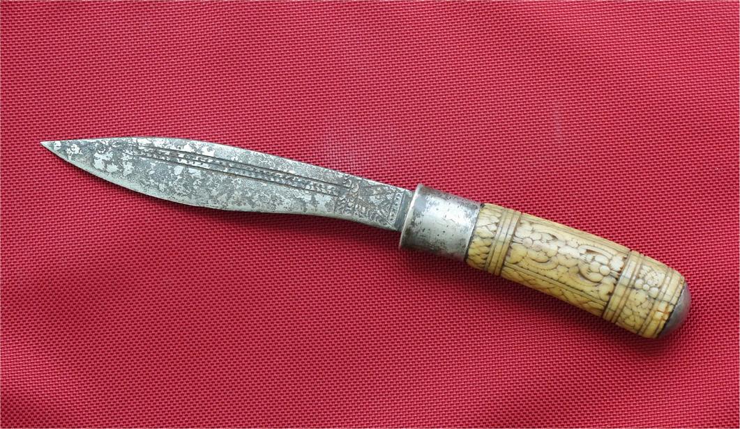 Thai Authentic Antique Southeast Asian Hill Tribe Knife & Silver