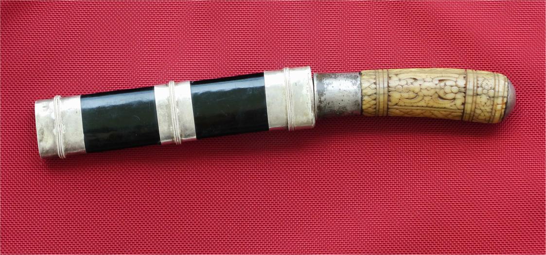 Thai Authentic Antique Southeast Asian Hill Tribe Knife & Silver
