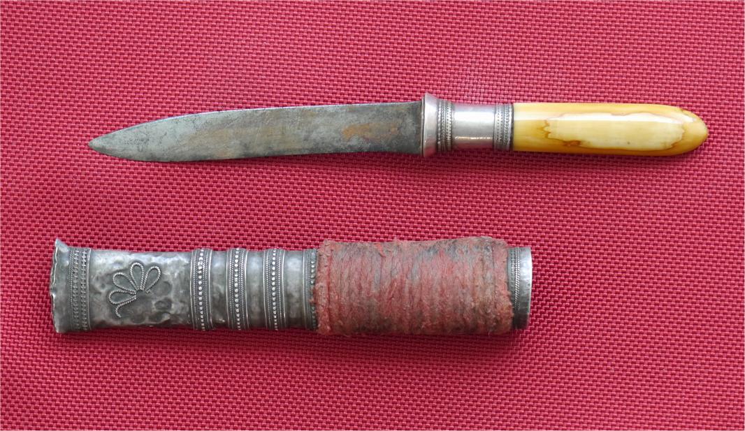 Thai Authentic Antique Southeast Asian Hill Tribe Knife & Silver