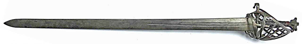 Name:  Schiavona low hole 2.jpg
Views: 961
Size:  24.2 KB